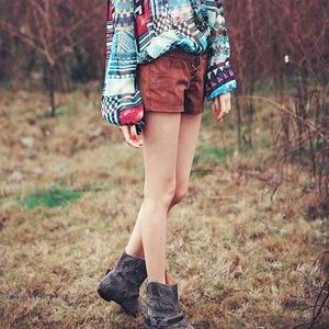 Aporia.As Aztec Bohemian Faux Suede Hot Shorts S